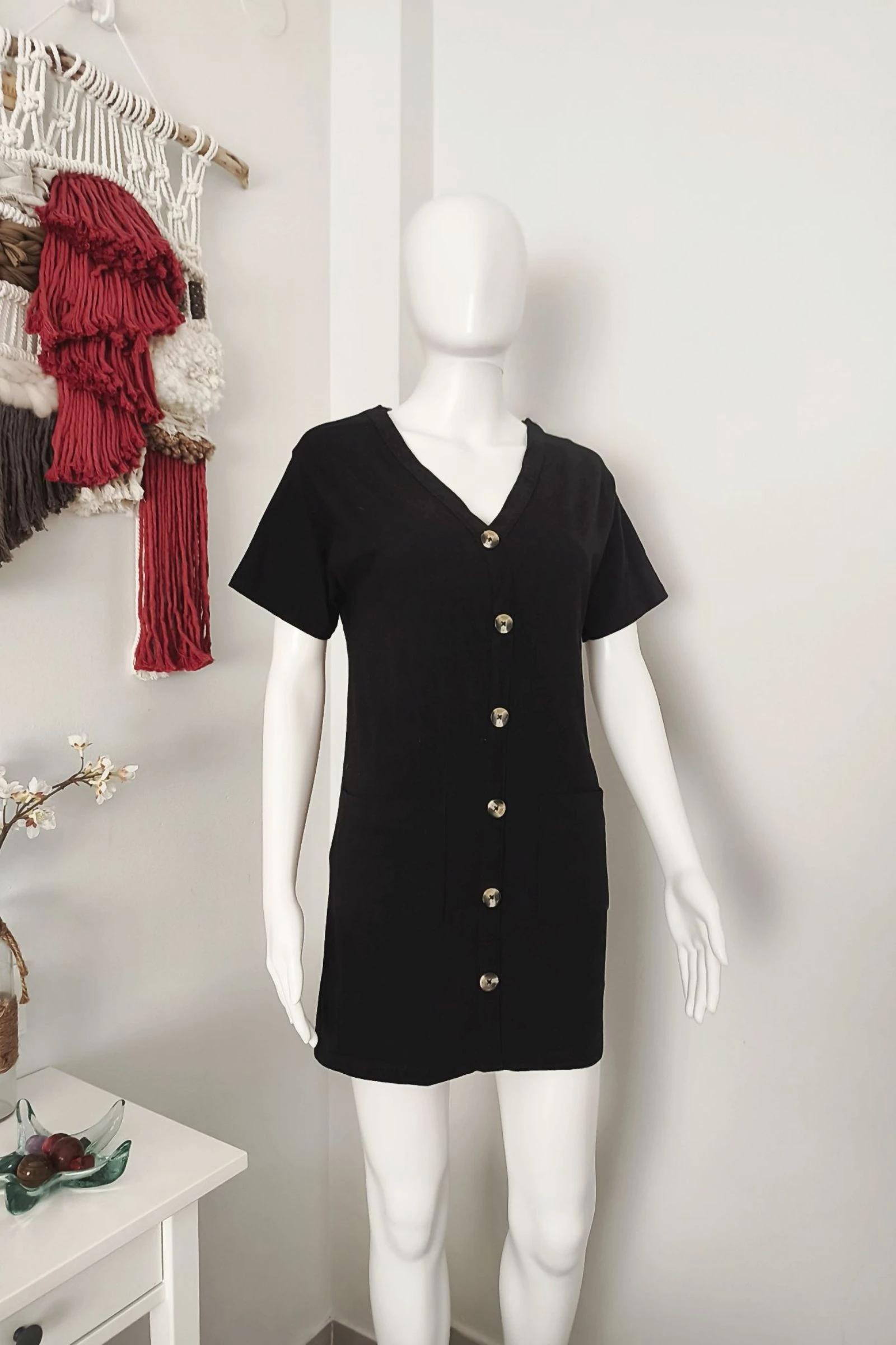 Vestido Corto Negro Botones Carey by Asos
